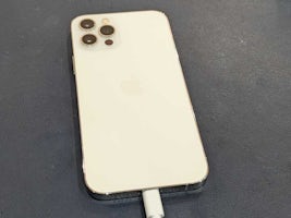 【豊田市】iPhone12 Proのバッテリー交換を行いました！充電の持ちが悪い症状も即日改善