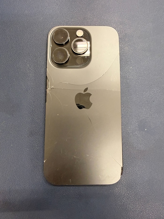 iphone 16 Pro 背面ガラス修理【イオン春日井店】