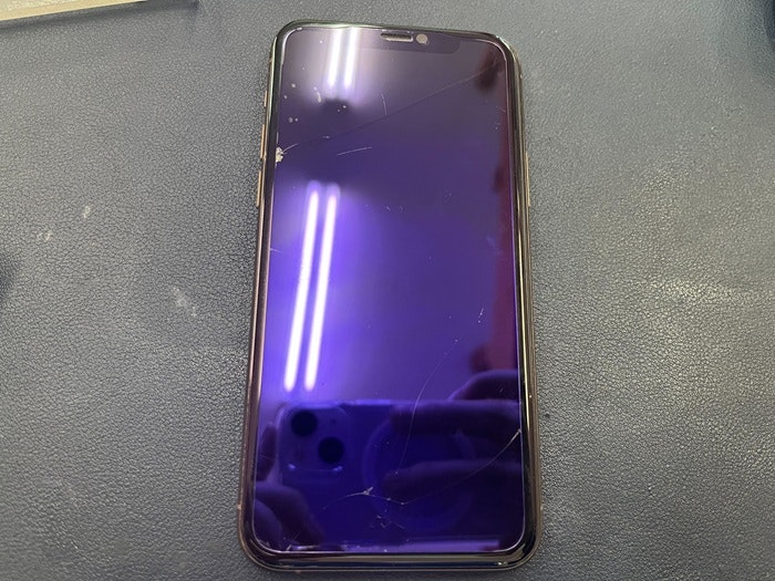 iPhone11Pro 画面修理　画面交換　液晶交換　液晶割れ
