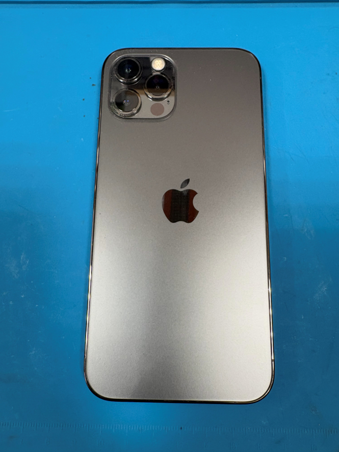 iPhone12Pro　iPhone　修理　豊川市　スマホ修理　バッテリー修理　豊川　豊橋　新城　蒲郡　湖西　浜松