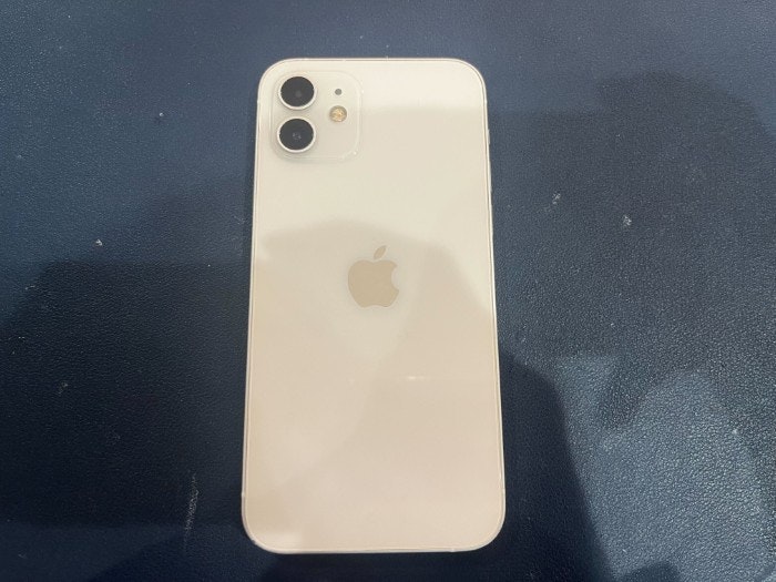 iPhone12 画面修理　画面交換　液晶修理　液晶交換