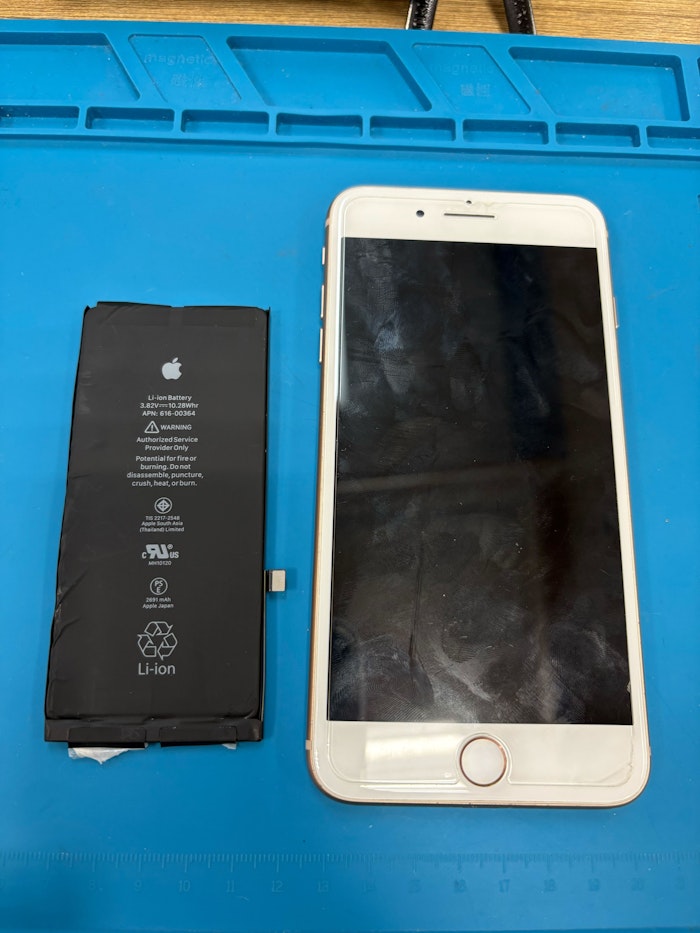 iPhone修理　バッテリー交換　当日