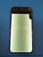 iPhone13  画面操作出来ない😨液晶漏れ【イオン豊橋南】