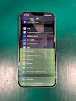 【春日井市】iPhoneの液晶表示不良で画面が真っ暗…即日でデータそのまま修理しました