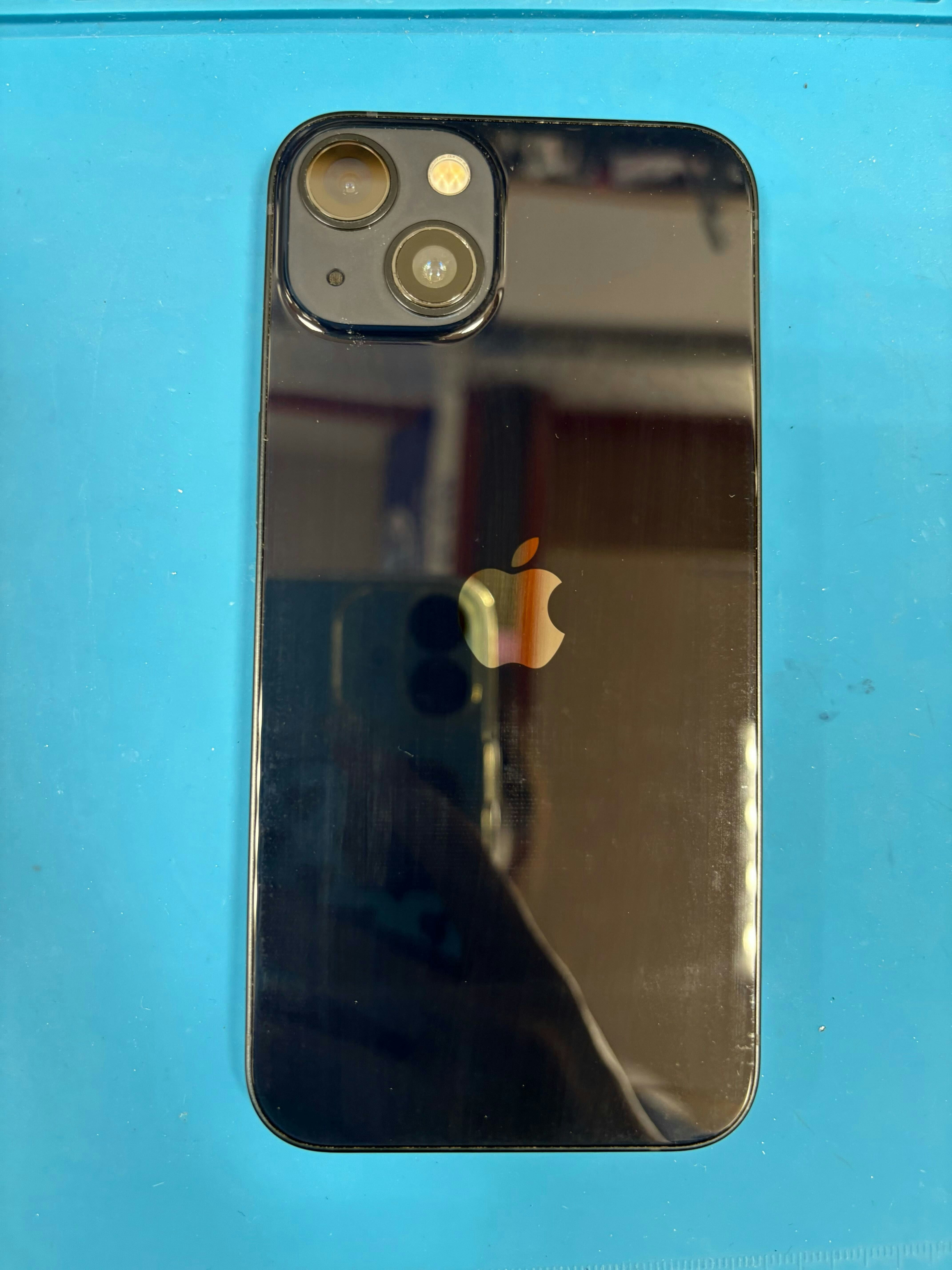 iPhone13 カメラレンズ割れ レンズ交換即日修理