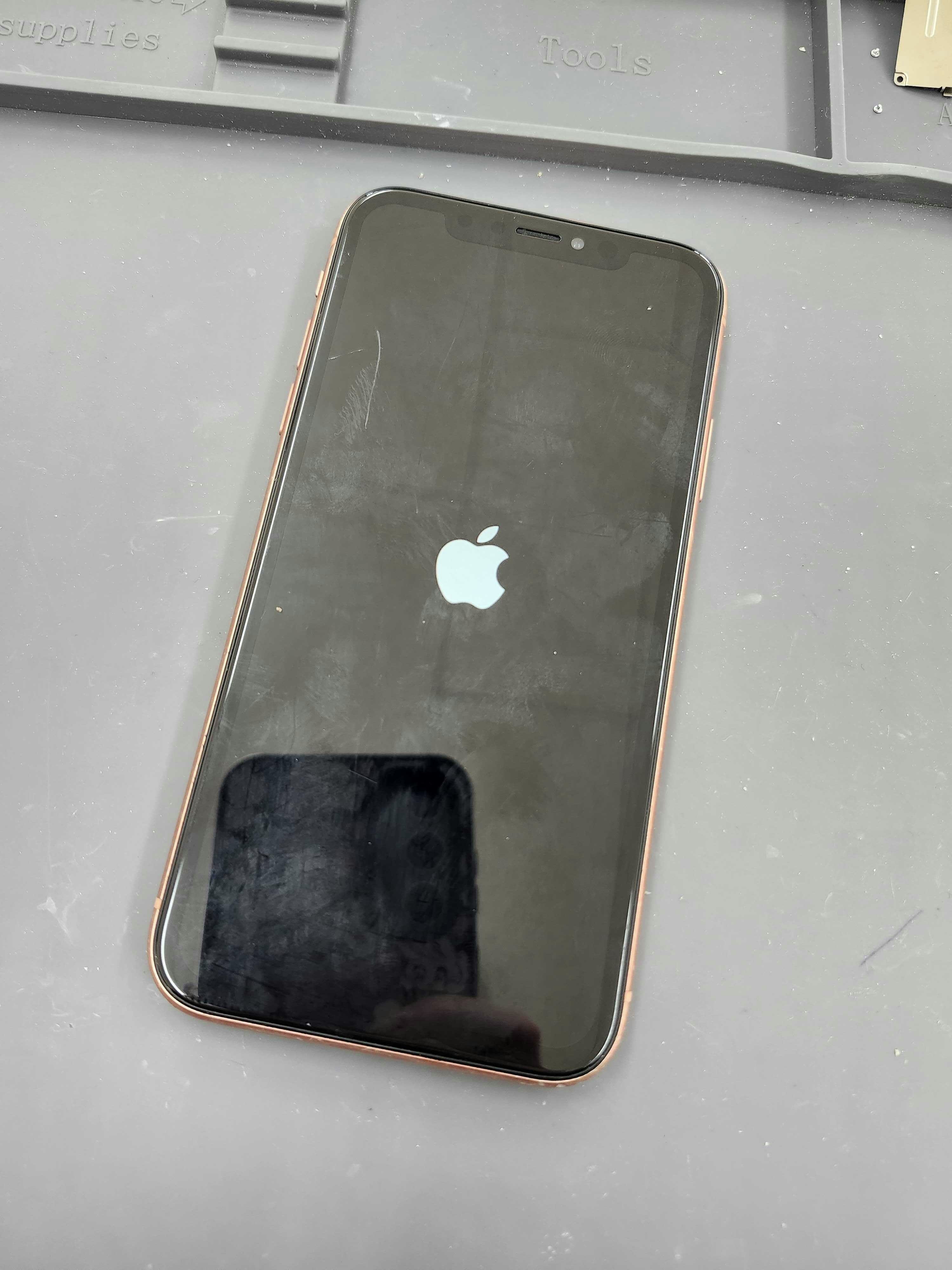 iPhoneXR iPhone修理 iPhone 修理 リンゴループ 起動しない バッテリー交換 バッテリー修理 豊川 豊橋 新城 蒲郡 湖西 浜松