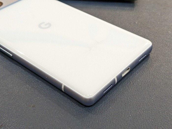 Pixel 7a バッテリー交換 バッテリー膨張