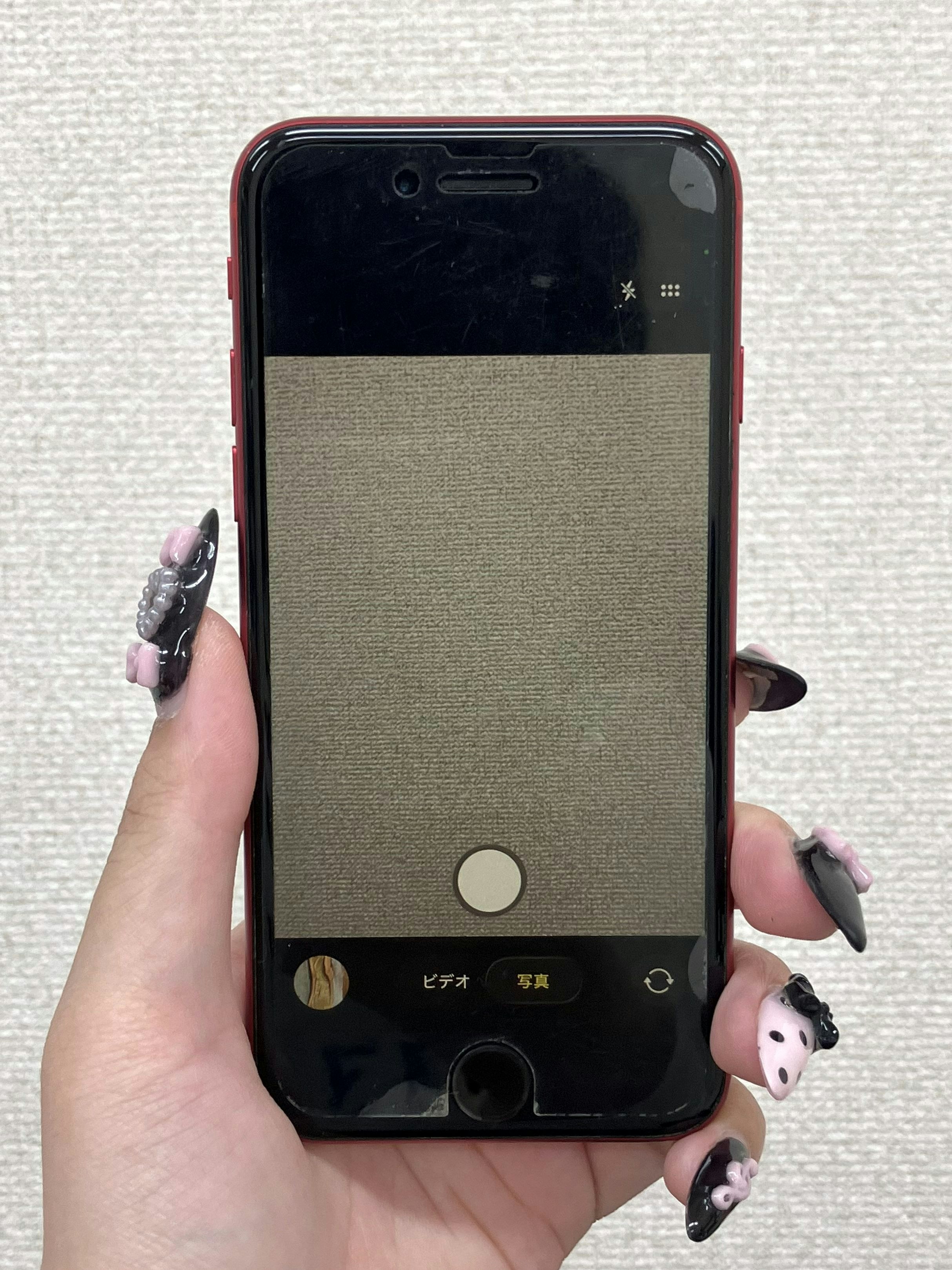 iPhoneSE2　アウトカメラ映らない　アウトカメラ真っ暗　外カメラ真っ暗　外カメラ映らない　ライト機能が使えない　アウトカメラ交換　外カメラ交換　豊川　豊橋　新城　蒲郡　湖西　浜松