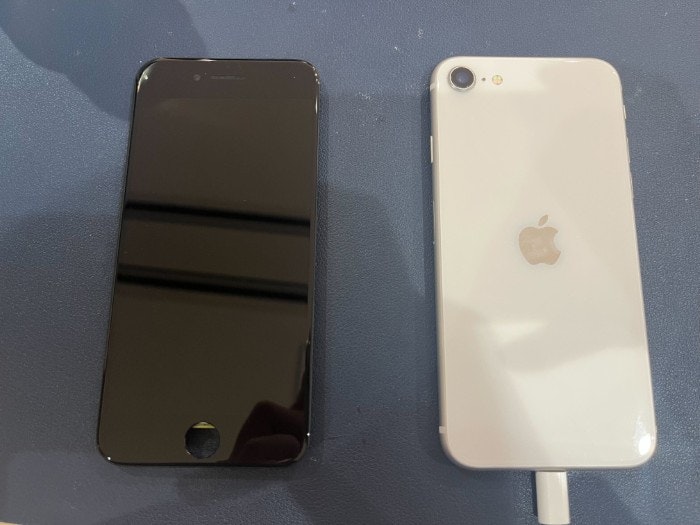 iPhoneSE3 画面修理　画面交換　液晶修理　液晶交換