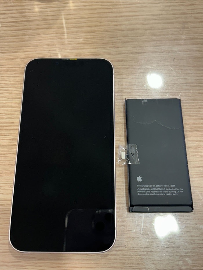 iPhone13　即日修理　修理　電池修理　電池交換　バッテリー交換　豊川　豊橋　新城　蒲郡　岡崎　湖西　浜松