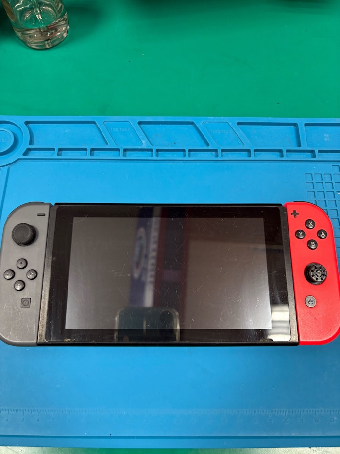 即日　修理　switch