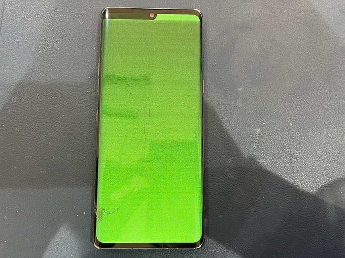 LG L-52A  表示不良 画面修理 映り おかしい