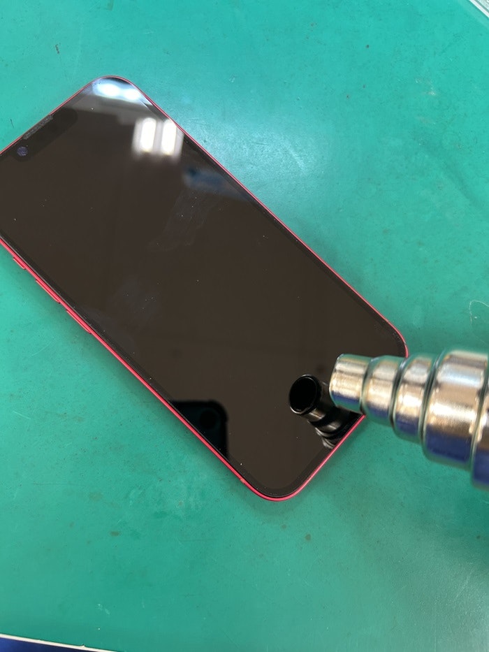 アイフォン　スマホ　修理　iPhone14　液晶の破損　画面交換　春日井　北名古屋　瀬戸　守山　多治見
