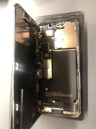iPhone13pro バッテリー交換
