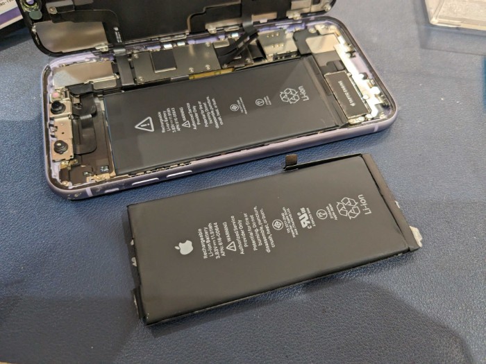 iPhone 11 バッテリー交換 【岡崎】