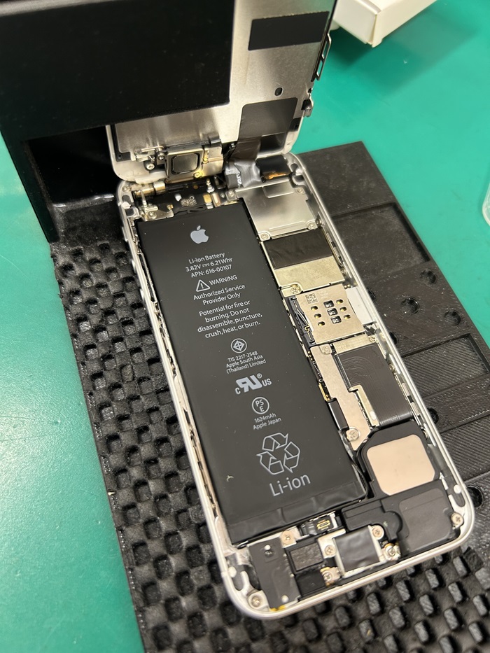 iPhone SE 第1世代 バッテリー100% 91155 iPhone SE 初代 バッテリー交換 | スマホ修理SHOP