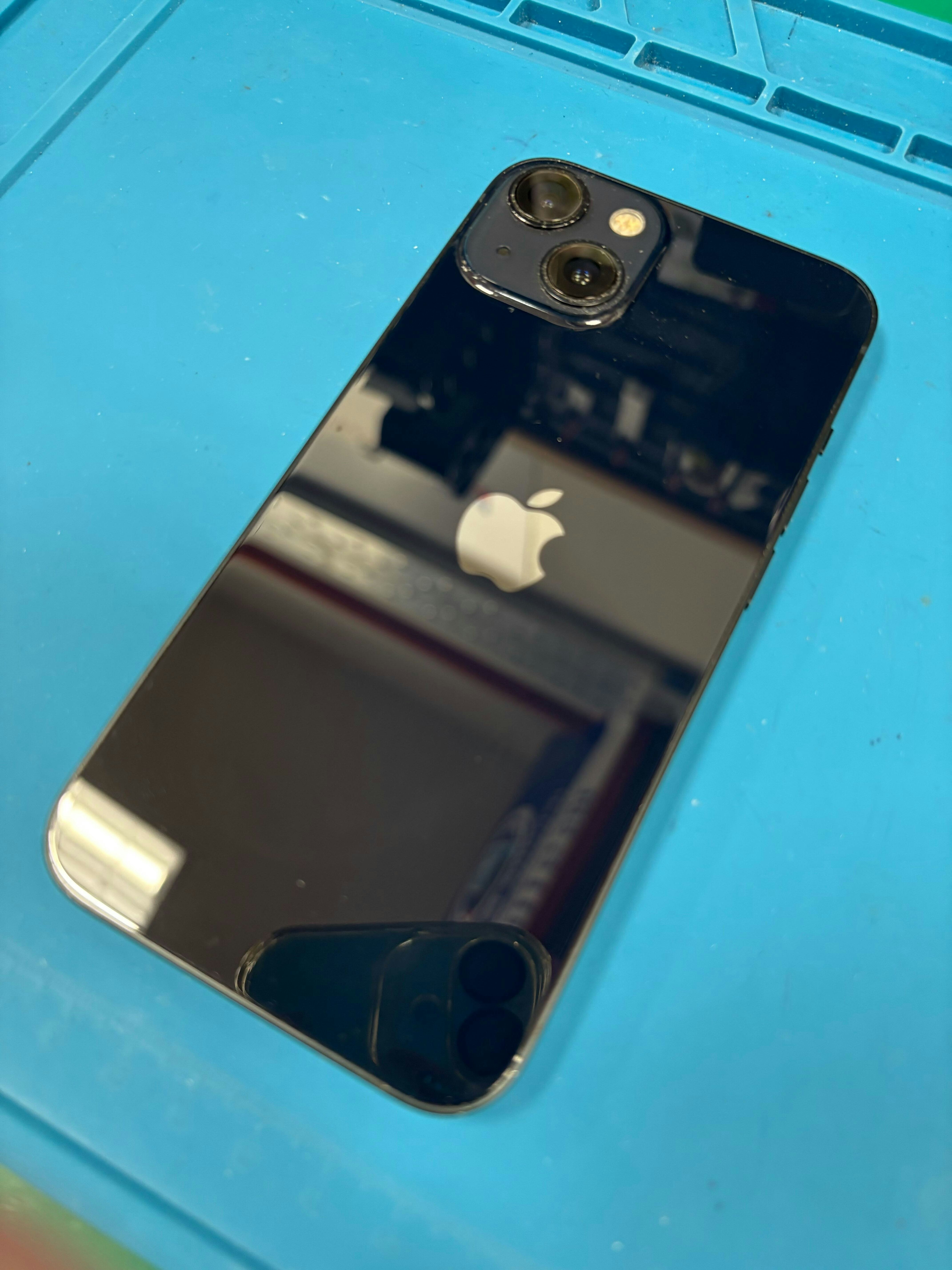 画面交換　iPhone13　iPhone修理豊橋