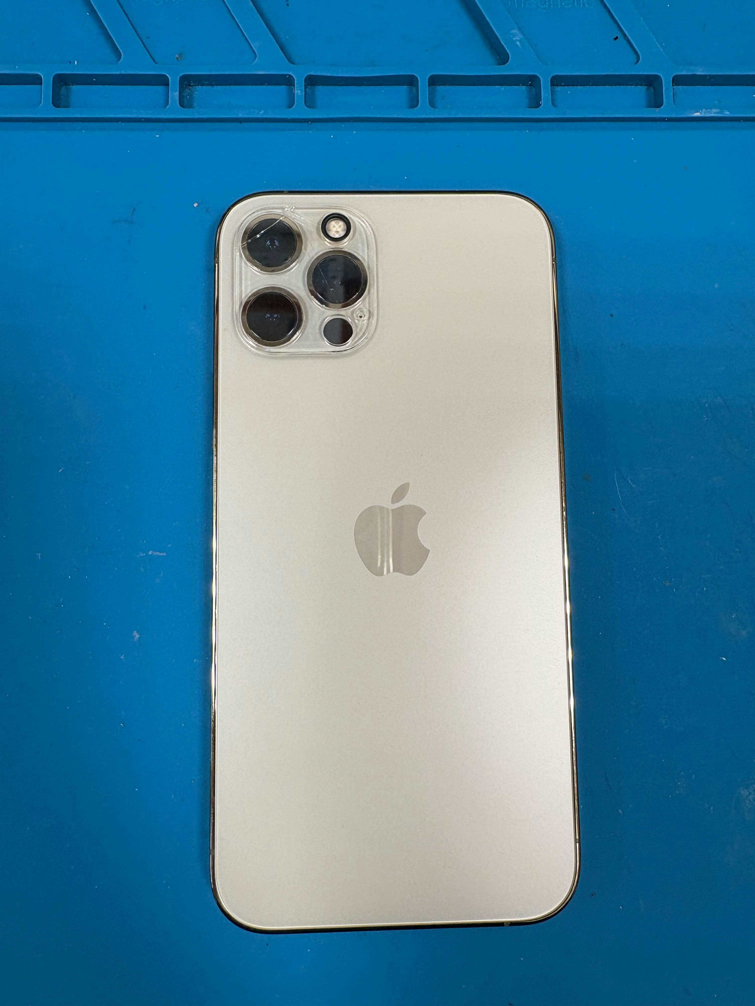 iPhone12Pro　アウトカメラ交換　異音が鳴る