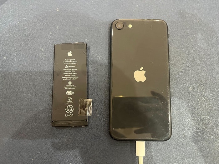 iPhone SE2　バッテリー交換　バッテリー修理　
