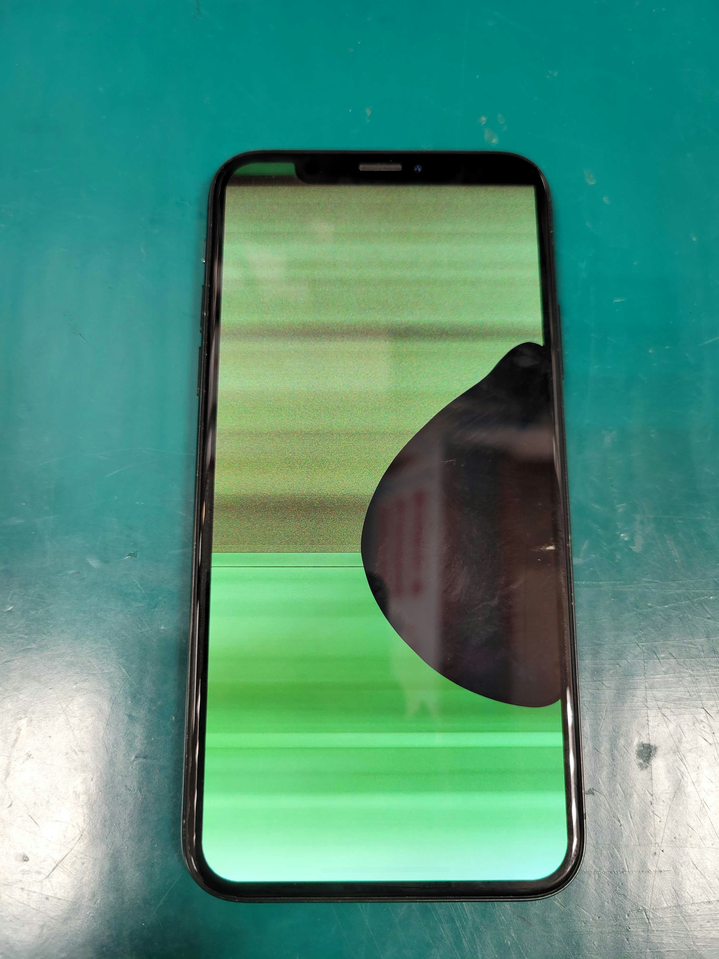 iPhoneXS iPhone 修理 iPhone修理 画面交換 液晶不良 画面修理 液漏れ 液晶故障 豊川 豊橋 新城 蒲郡 岡崎 湖西 浜松