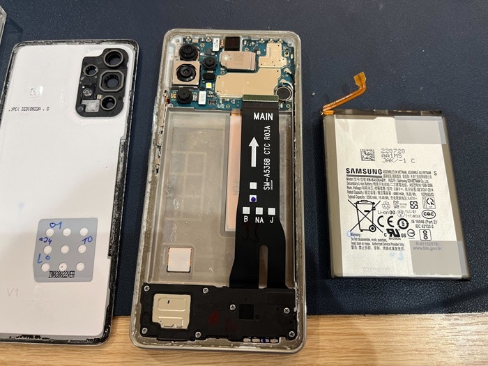 Galaxy A53 バッテリー交換　バッテリー修理　充電持ち悪い