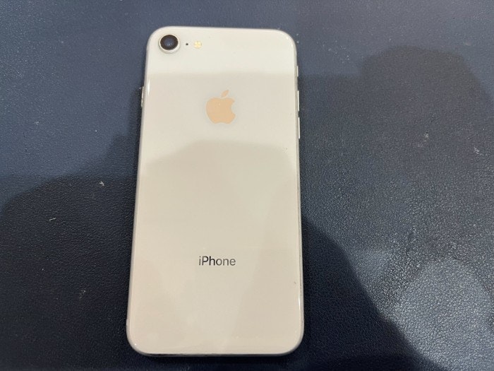 あいふぉん　アイフォン　iPhone 8　バッテリー バッテリー交換