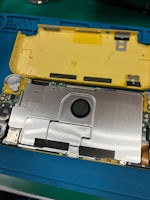 【豊橋市】Switch Liteの液晶に横線が出る…液晶パネル交換でキレイに復旧！【まちスマ豊橋店】