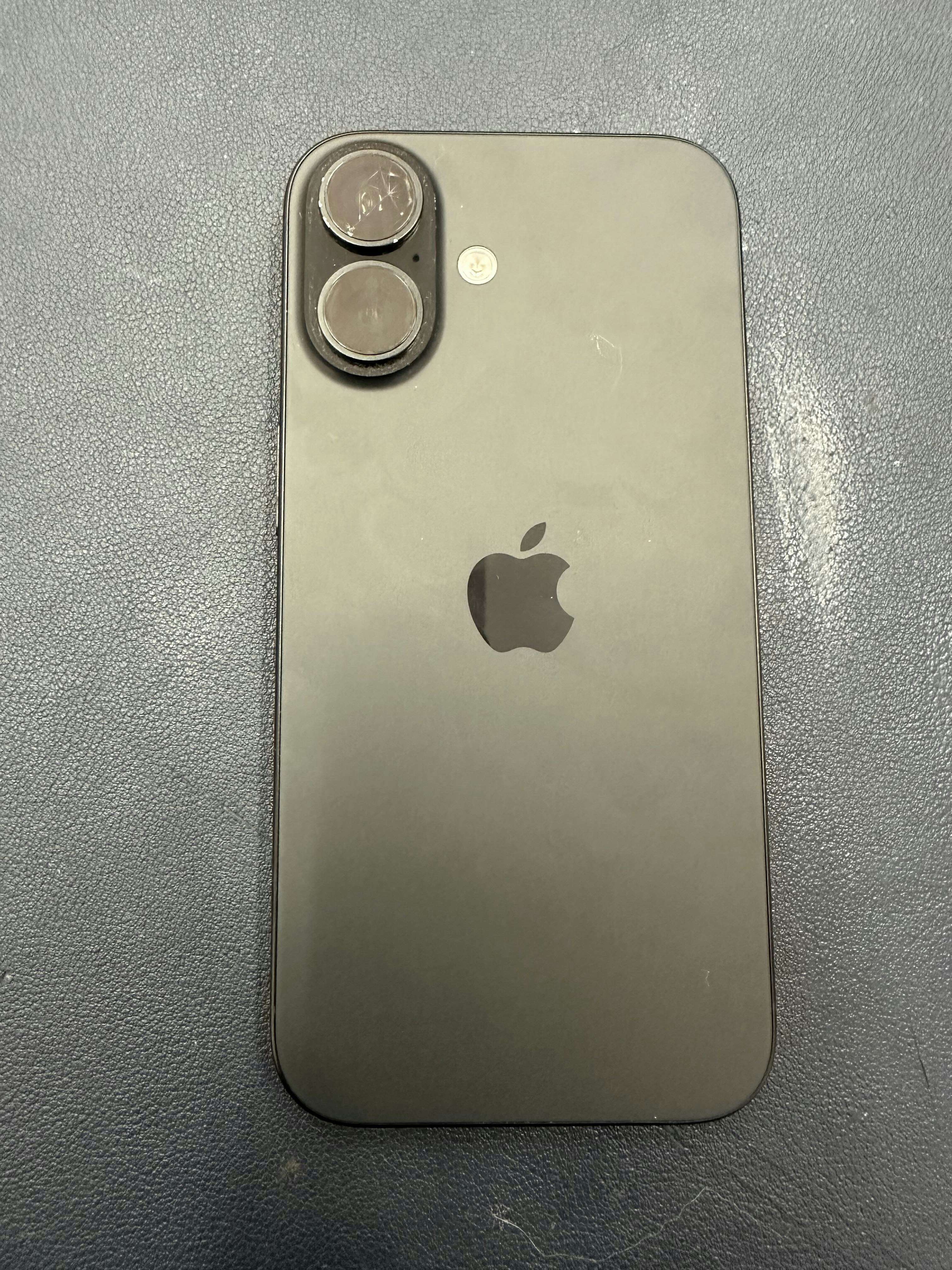 iPhone16　豊川市　iPhone　修理　iPhone修理　スマホ修理　レンズ割れ　カメラレンズ修理　豊川　豊橋　新城　蒲郡　湖西　浜松