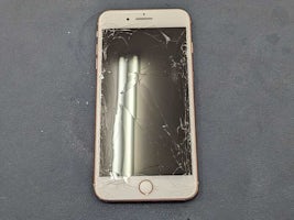 iPhone 8 Plus 画面交換 　【岡崎】