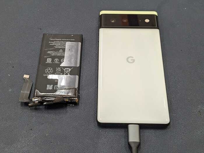 ぴくせる　Pixel 6a　バッテリー　膨張　充電減りはやい　経年劣化　電源落ちる　発熱　バッテリー　交換