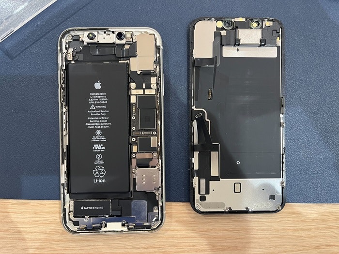 iPhone 11 リンゴループ 水没 起動できない 電源はいらない