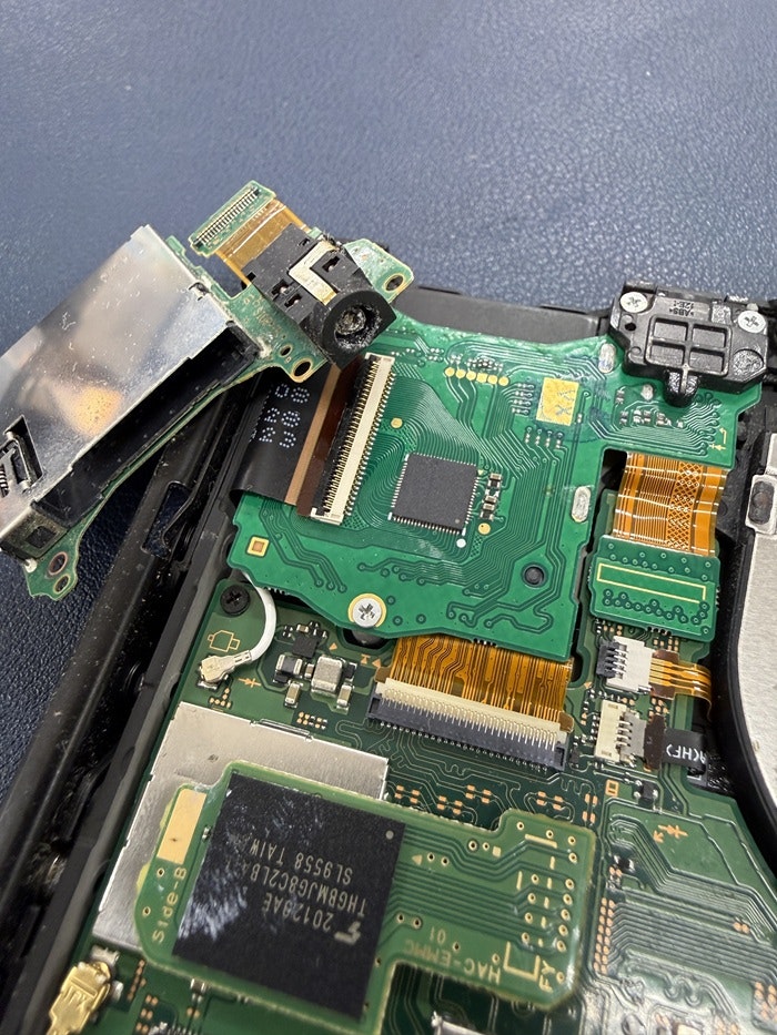 Switch　ゲームスロット交換