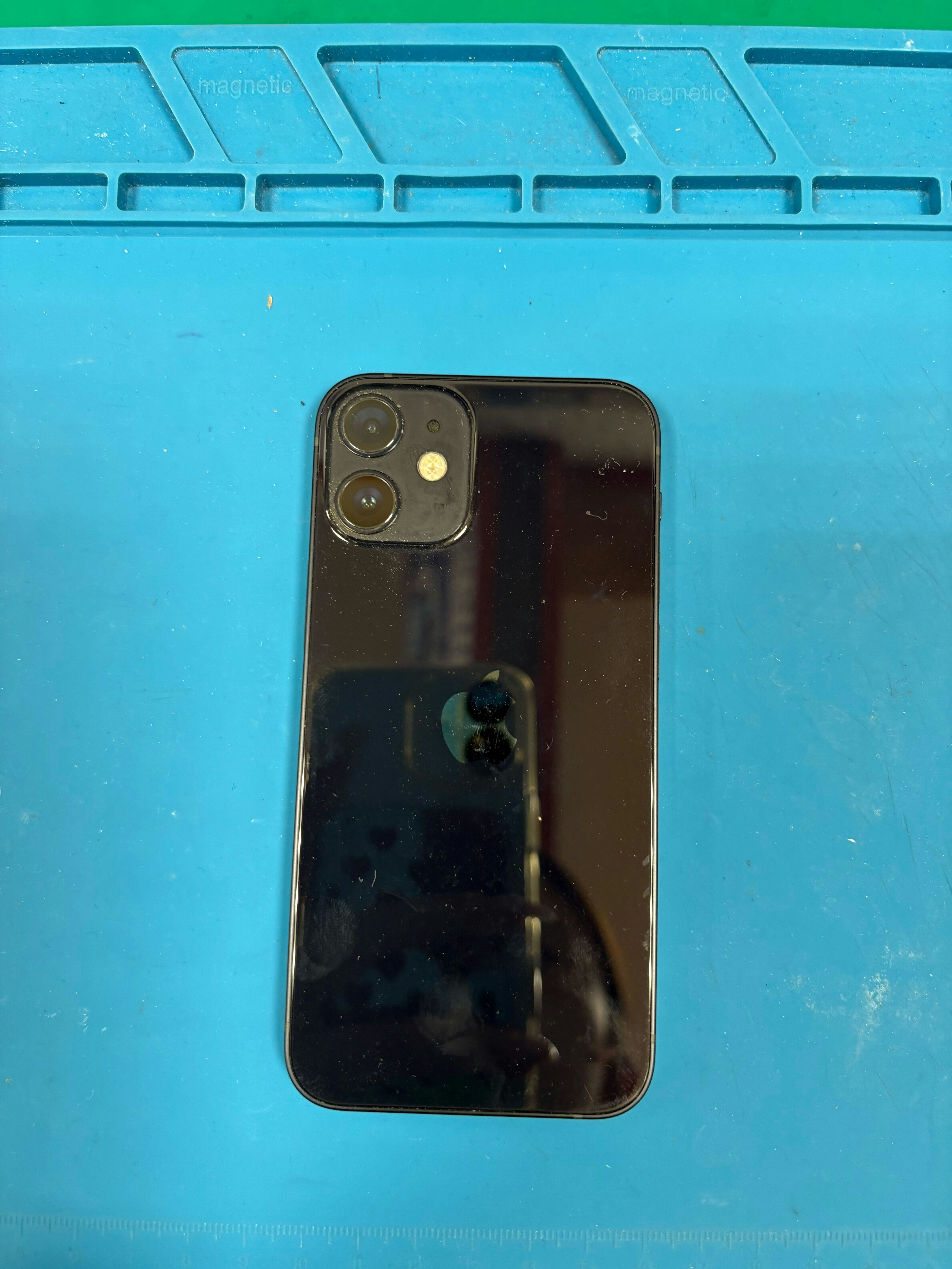 iPhone12　バッテリーの劣化　即日修理　