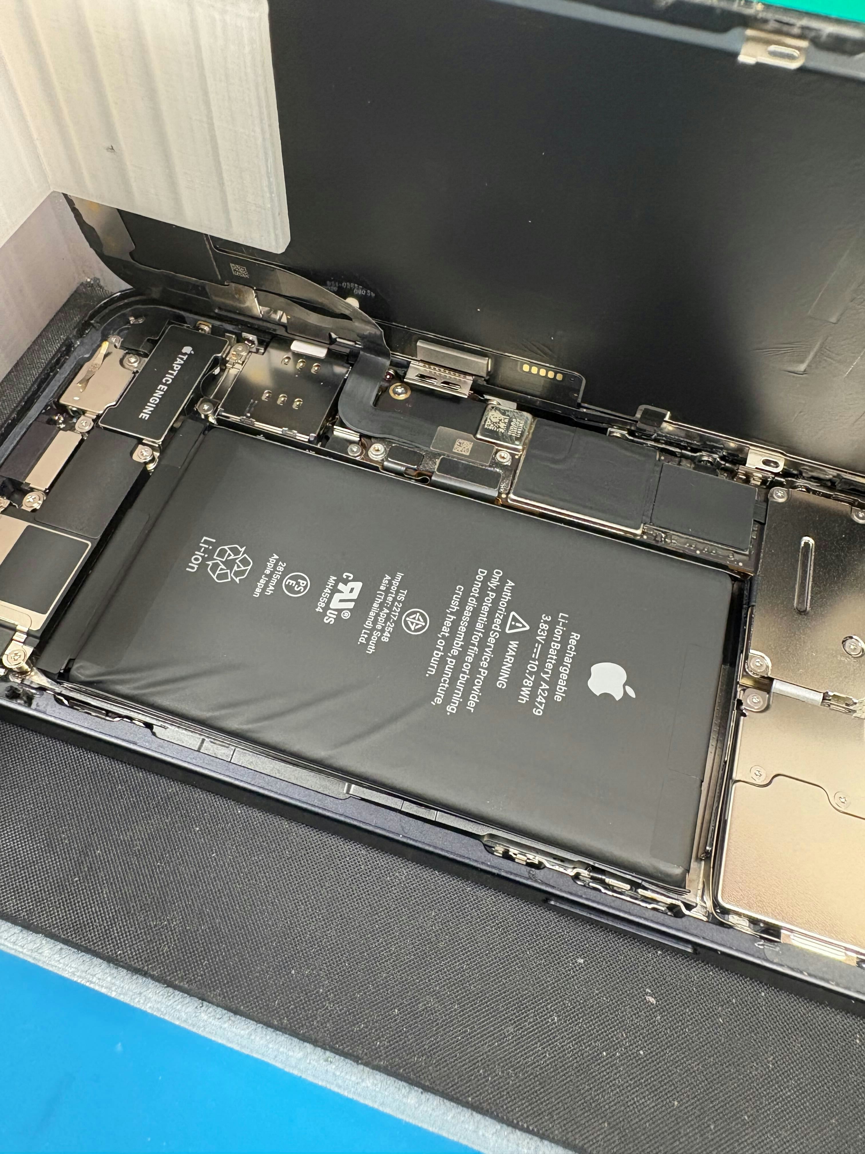 iPhone修理　インカメラ交換　iPhone12