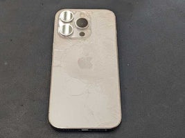 【即日3時間で修理！】豊川市でiPhone14Proの背面交換🌟【背面割れ】