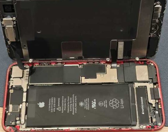 豊田市】iPhone8のバッテリー交換！充電の減りが早い症状を即日修理