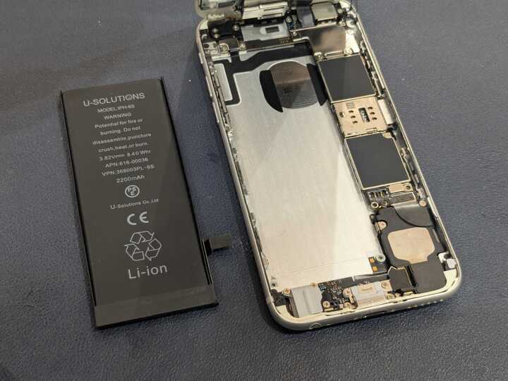 豊田市】iPhone 6sが起動しない！バッテリー交換で大切なデータを