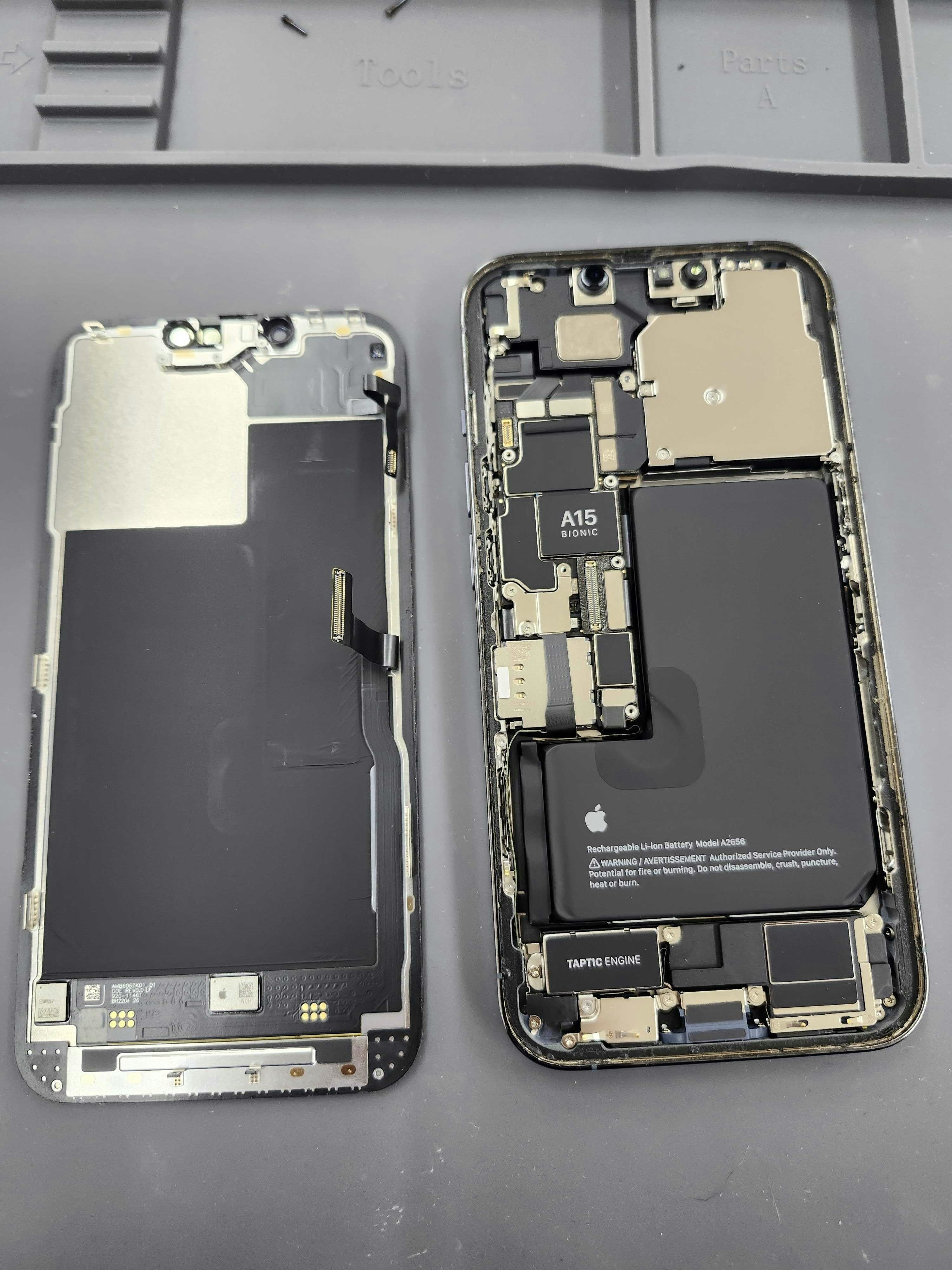 iPhone修理　iPhone　修理　即日　バッテリー交換　電池交換　バッテリー修理　豊川　豊橋　新城　蒲郡　岡崎　湖西　浜松