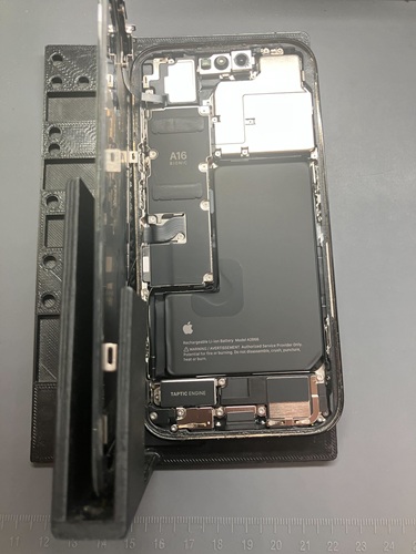 春日井市】iPhone14 Pro が急に電源落ちる？バッテリー交換で40分復活