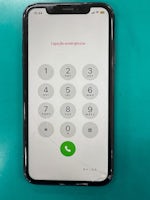 【豊川市】iPhoneXRの画面が勝手に反応する症状｜画面交換で改善しました！