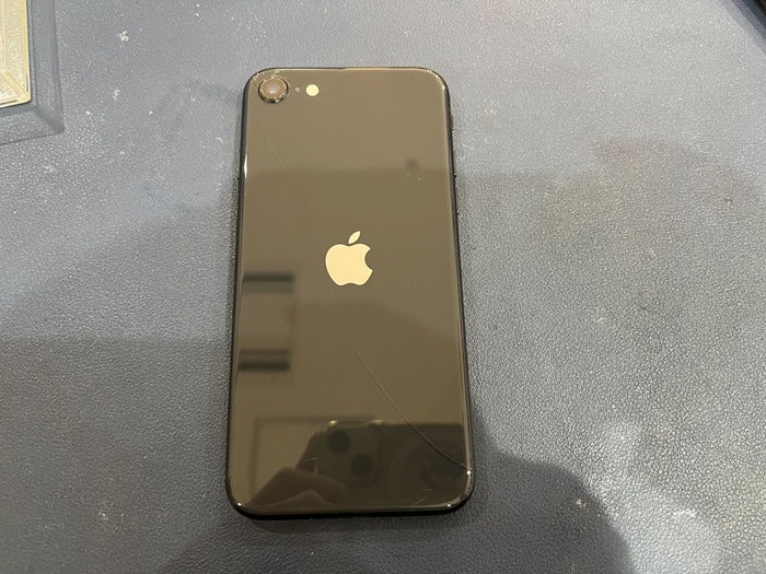 iPhone SE2　バッテリー交換　バッテリー修理　