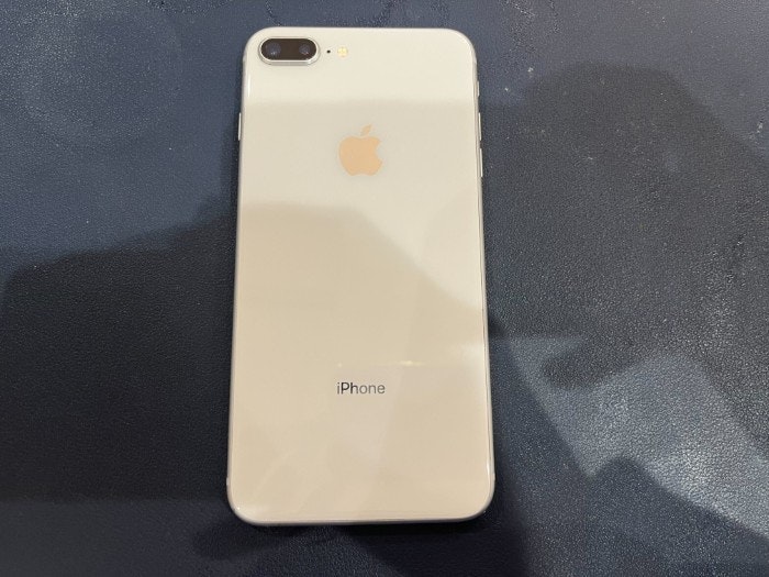 あいふぉん　アイフォン　iPhone　７Plus　画面に線　表示不良　画面真っ暗　音はする　タッチがきかない　画面　修理　交換