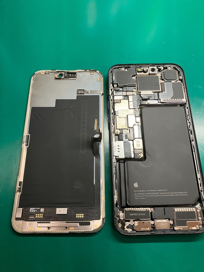 iPhone 15 Pro Max 画面割れ修理