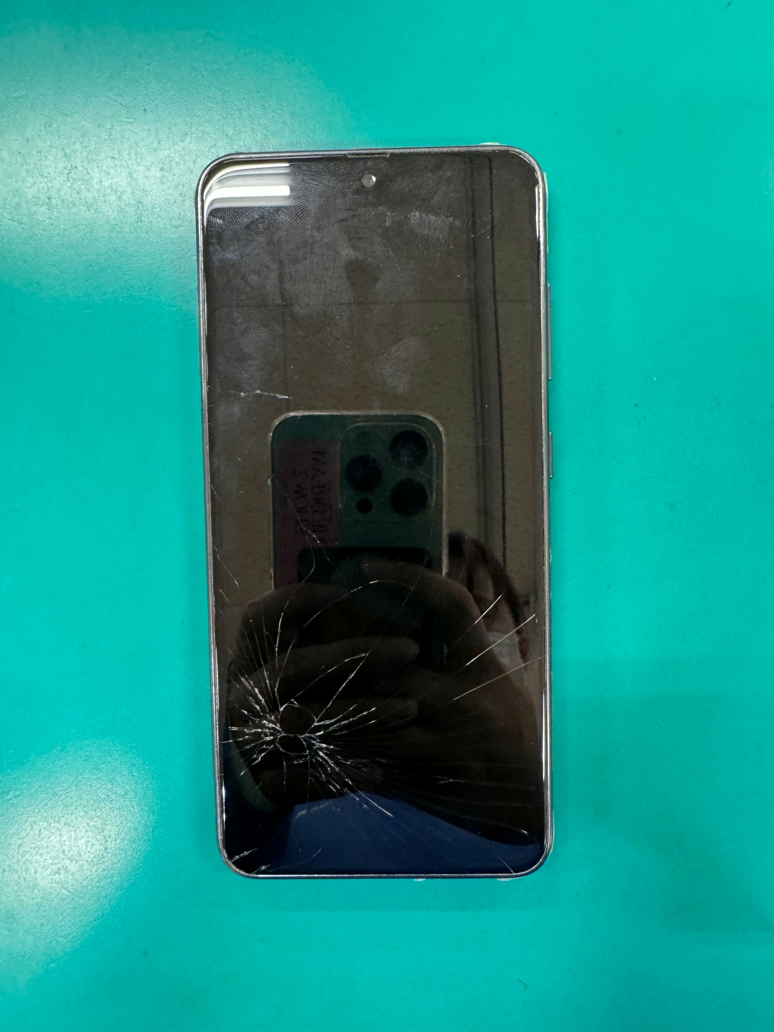 Galaxy A21 ガラス割れ