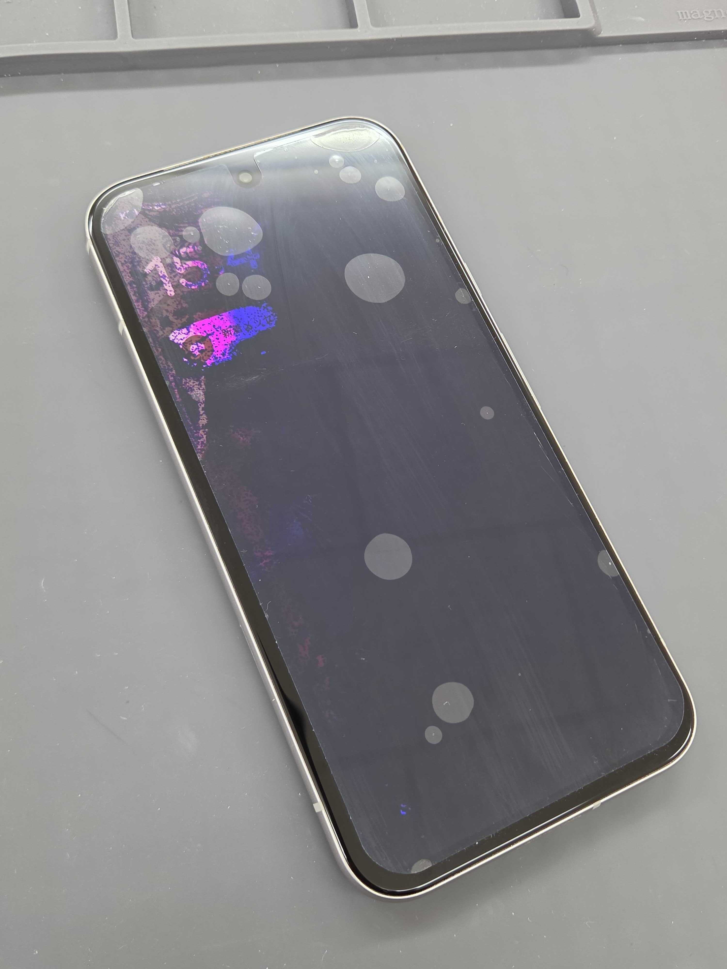 Google Pixel8 ジャンク品 液晶漏れ 豊川市】Google Pixel 8aの液晶漏れを画面交換で修理！画面が映ら