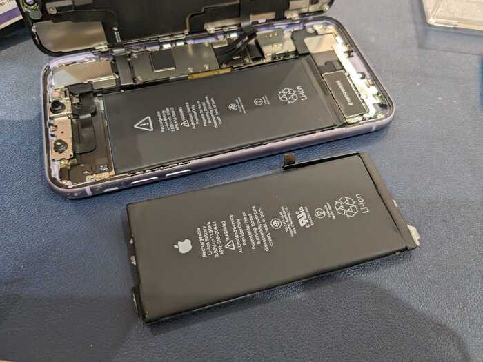 iPhone 11 バッテリー交換 【岡崎】