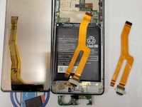 iPhone修理105Store