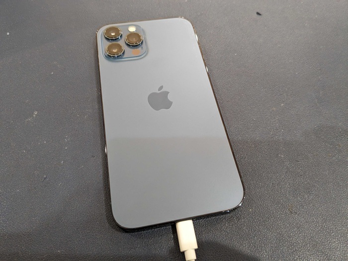 iPhone13ProMax 256GB シルバー silver バッテリー交換 iPhone13ProMax 256GB シルバー silver バッテリー交換 iPhone 13 Pro