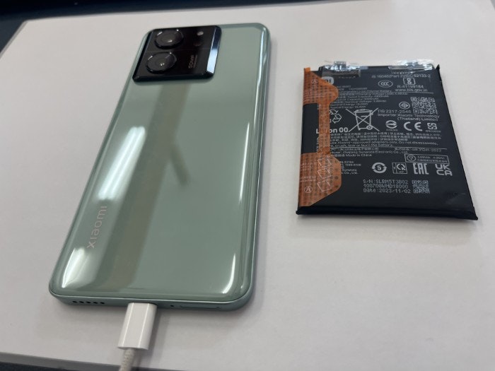 Xiaomi 13T Pro バッテリー ばってりー 充電減り早い 経年劣化 交換