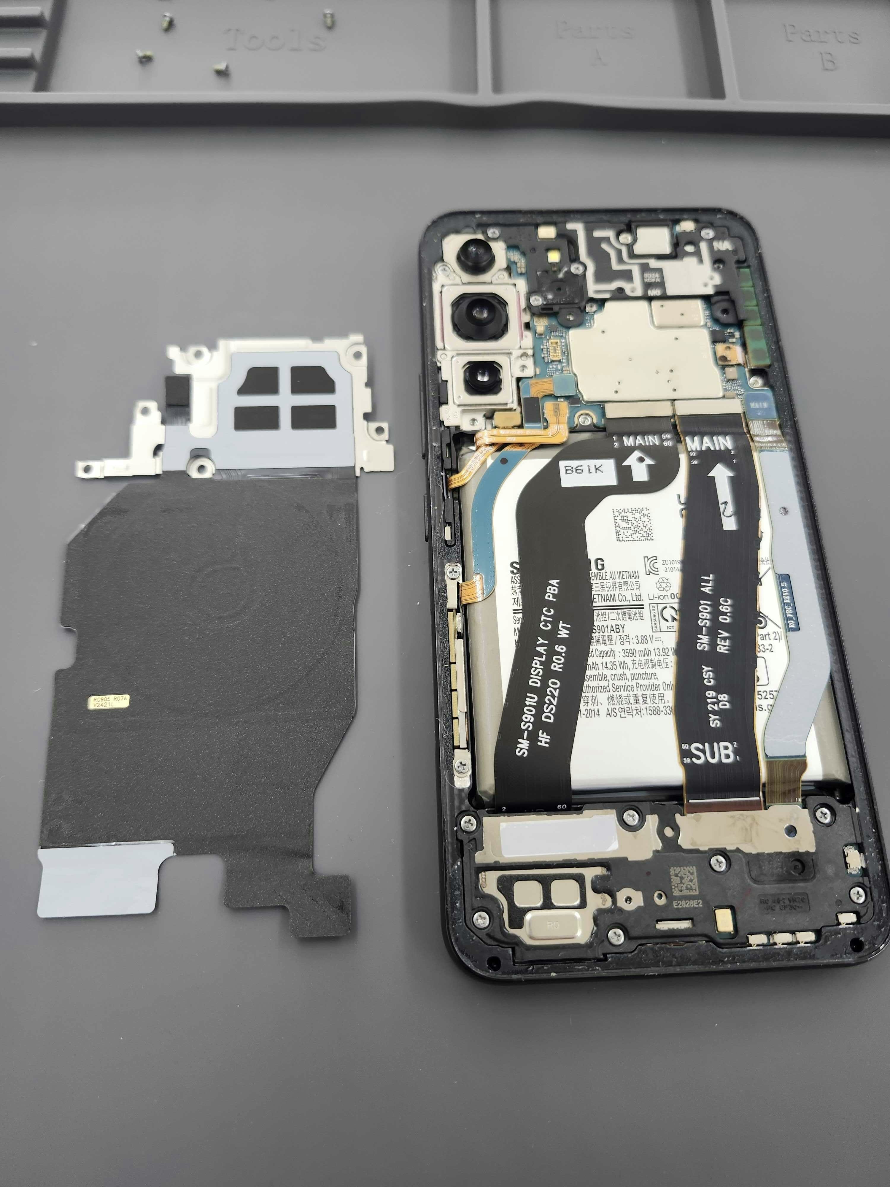 豊川市　バッテリー修理　GalaxyS22　android